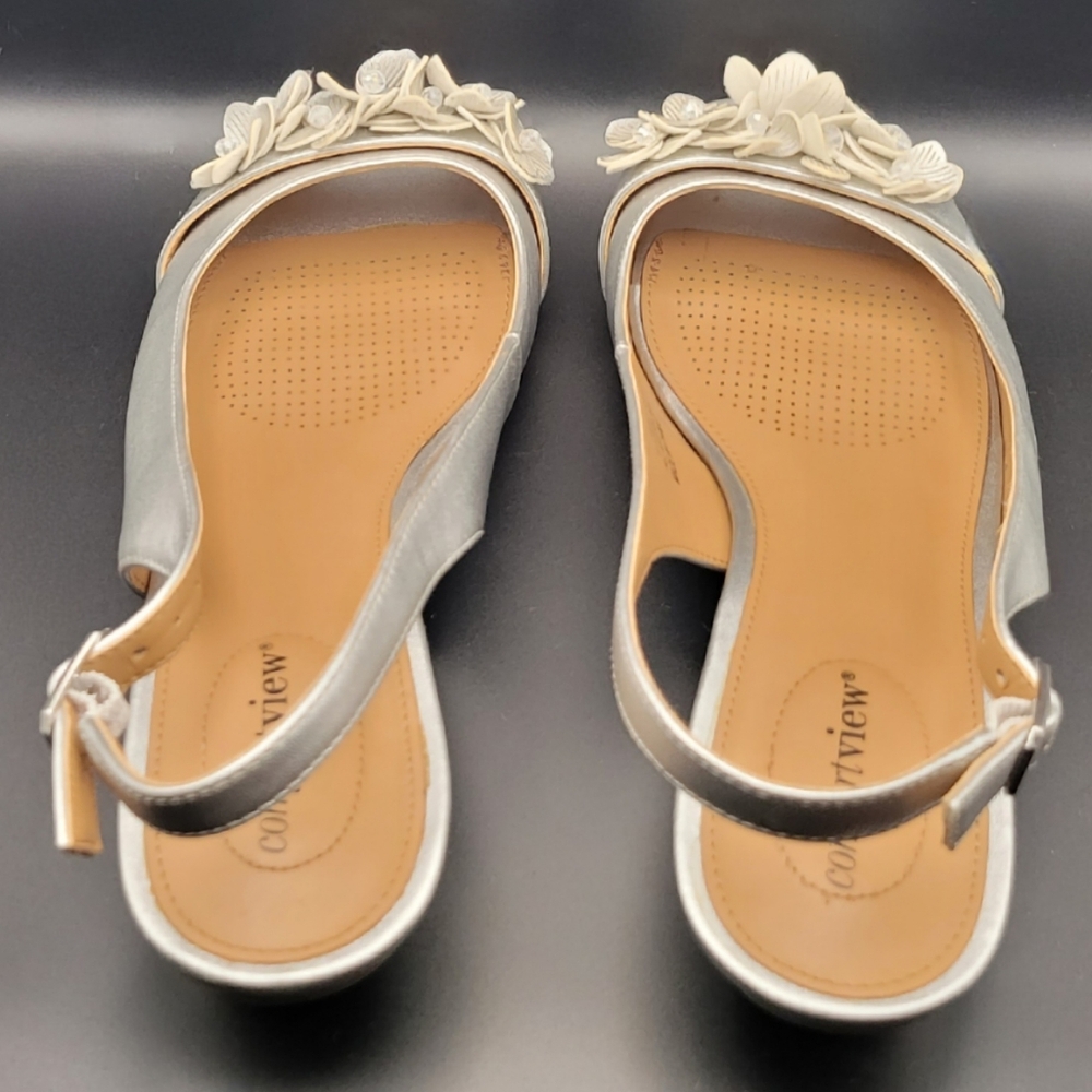 Comfortview The Rider Slingback Sandals Silver Womens 9.5WW Floral Embellishment - Picture 8 of 11